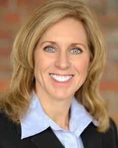Headshot of Carole Hemmelgarn
