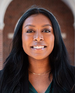 Headshot of Vaishnavi Pinni
