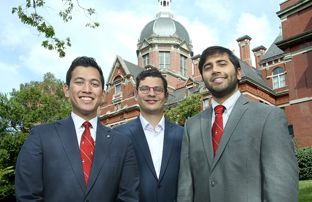 Alam, Elias, Singla