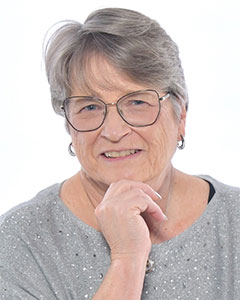 Headshot of Debra Parker Oliver