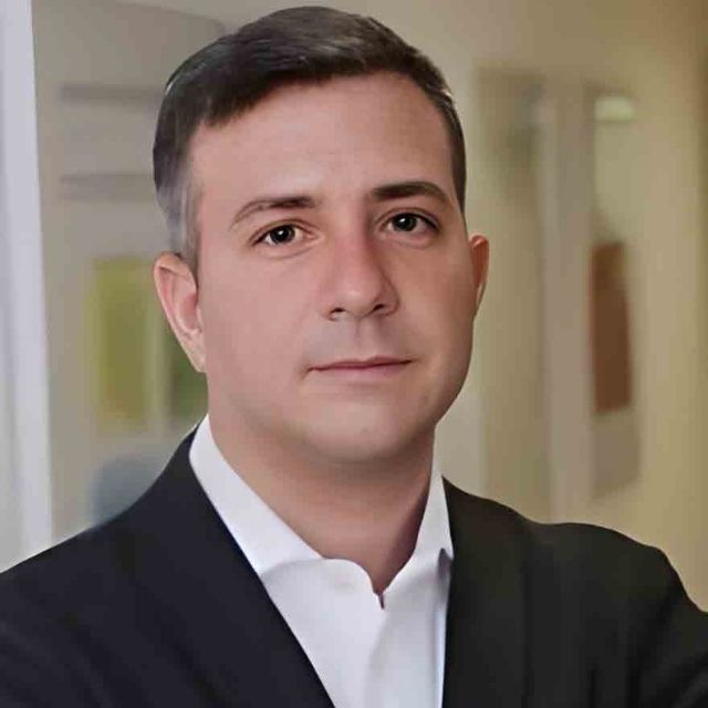 Dr. Bruno Andrade