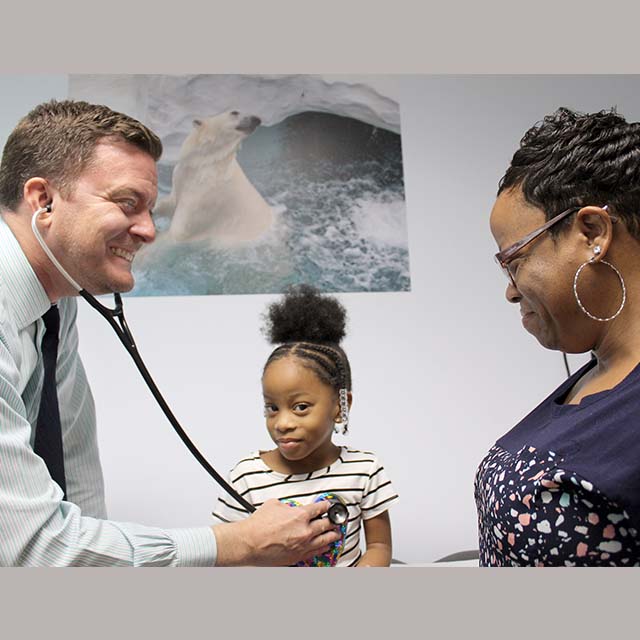 Dr. Fadrowski, patient Khalia and mom Eugenia