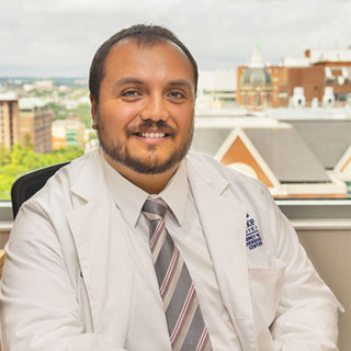 Dr. Cesar Santa-Maria
