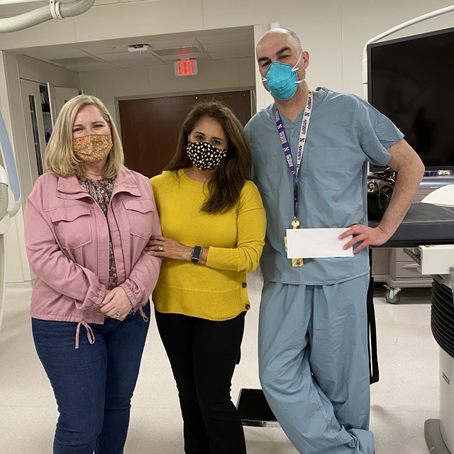 Beto’s wife Tammy with family friend and donor Olga Brown and interventional radiologist Andrew Akman, M.D.