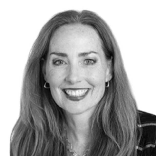 Headshot of Holly WIlcox