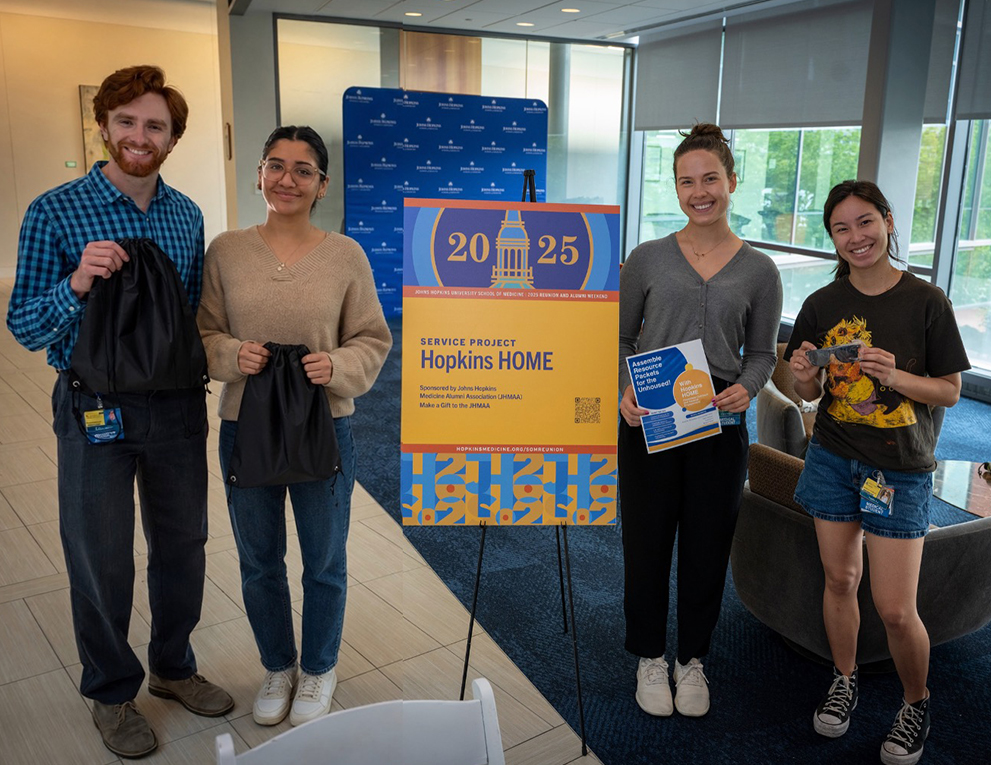 School of Medicine students volunteering