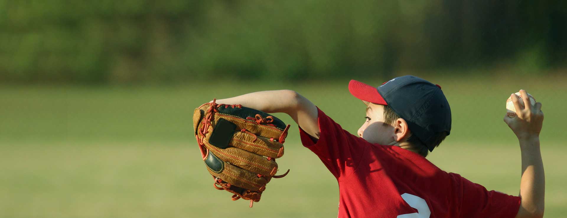 Elbow Problems In Little League Baseball Players Johns Hopkins Medicine