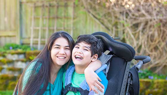 parent with child who has cerebral palsy
