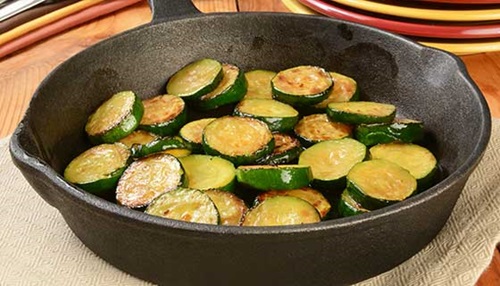 Roasted zucchini in a skillet