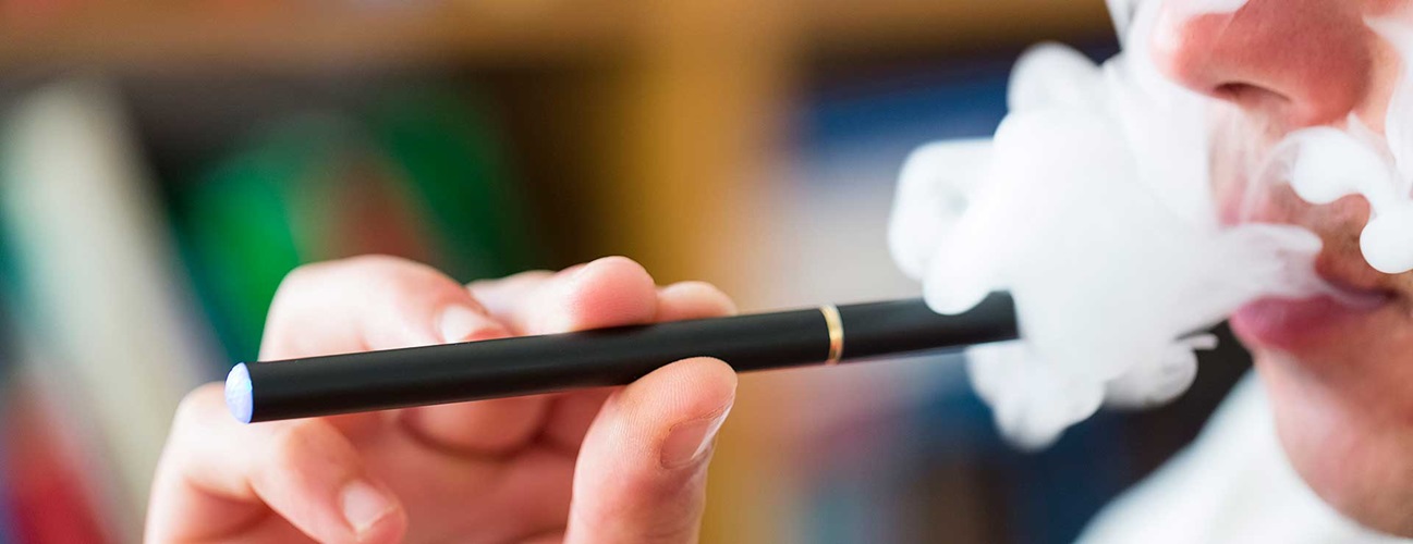 Electronic cigarettes used: first generation disposable e-cigarette (A)