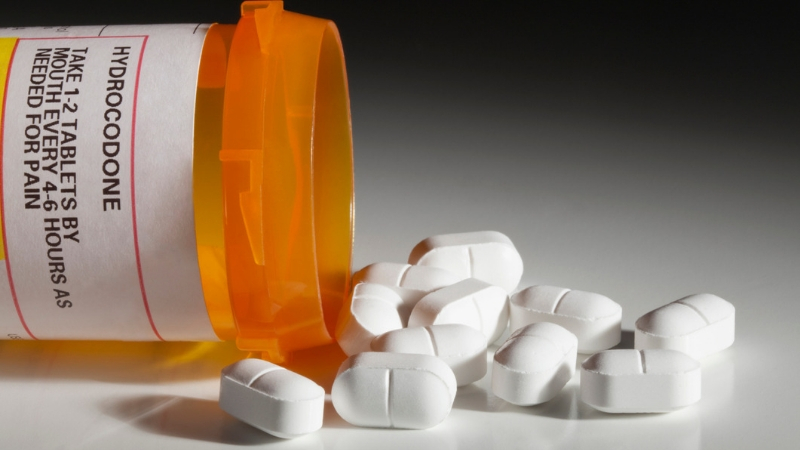 800 Opioid_Addiction_Pill_iStock-155132832