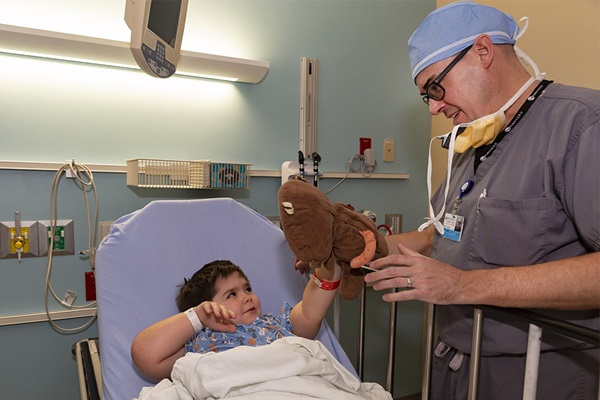 Michael with Jason Smithers, M.D., at Johns Hopkins All Children's in January 2020