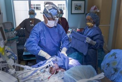 Dr. Kays performs surgery at All Children’s Hospital