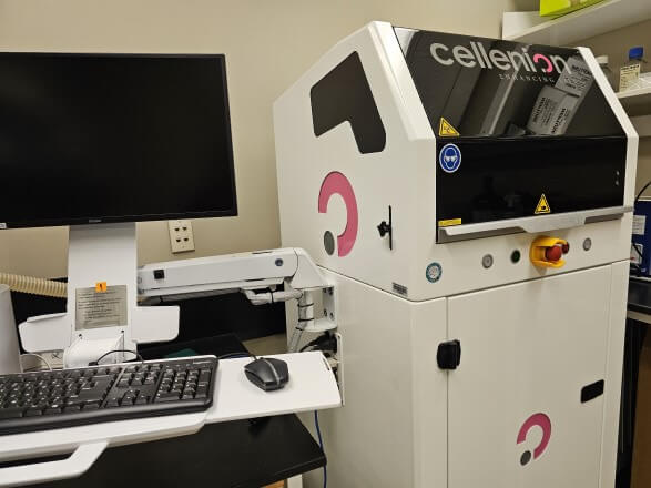 Single Cell Isolation and Nanoliter Dispensing Station
