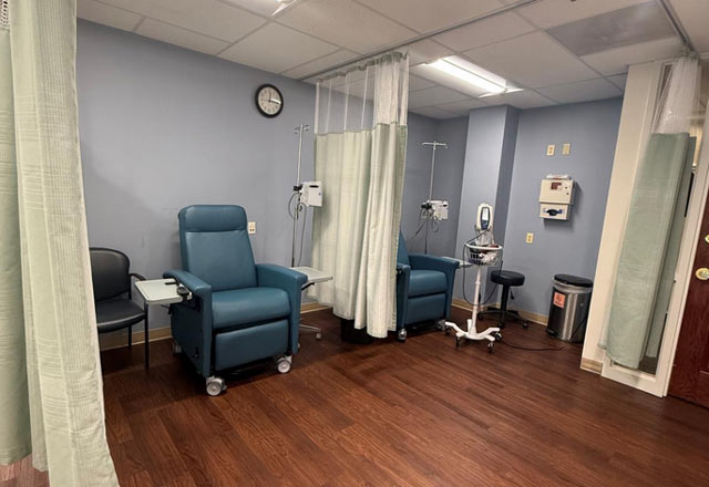 Inside of the Johns Hopkins Infusion Center at Joppa Concourse