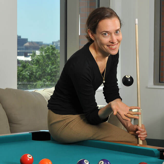 Jennifer Elisseeff playing pool