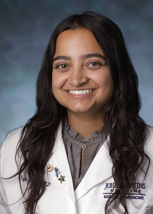 Ruja Parikh headshot