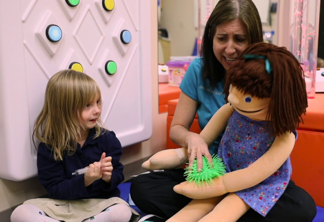Patient Experience Week Gives Residents Full Perspective on Patient Care