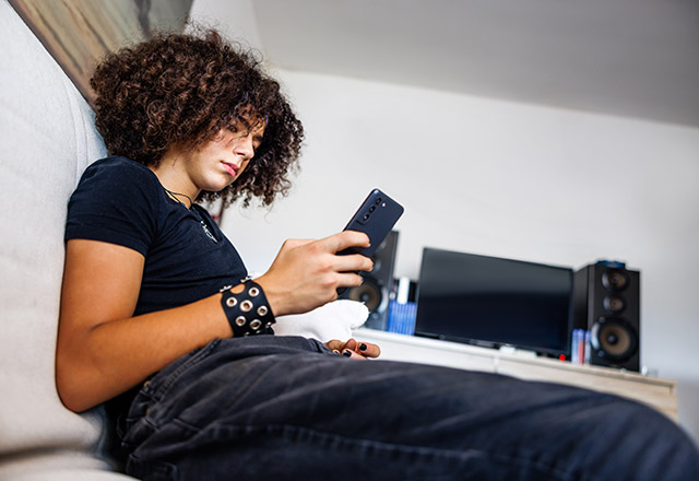 Kids Turning to Chatbot Therapy 