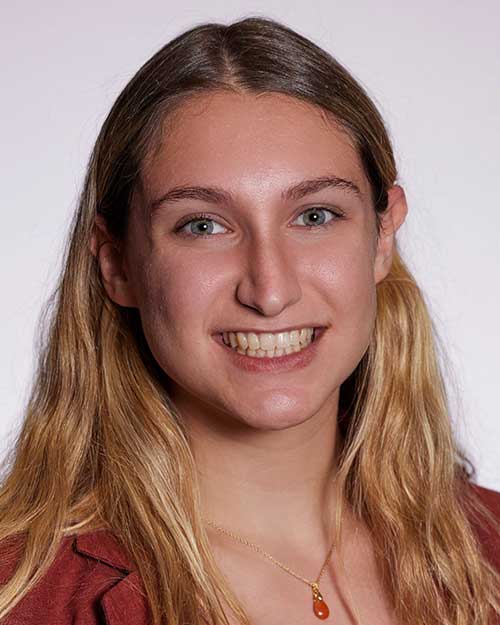 Melanie Alfonzo headshot