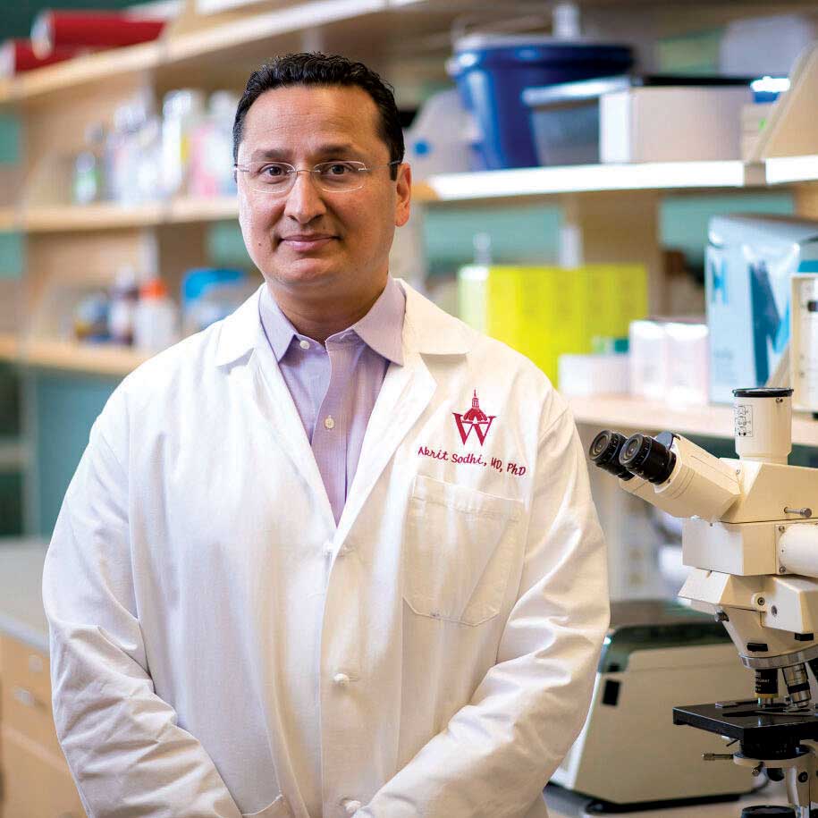 Akrit Sodhi in the lab