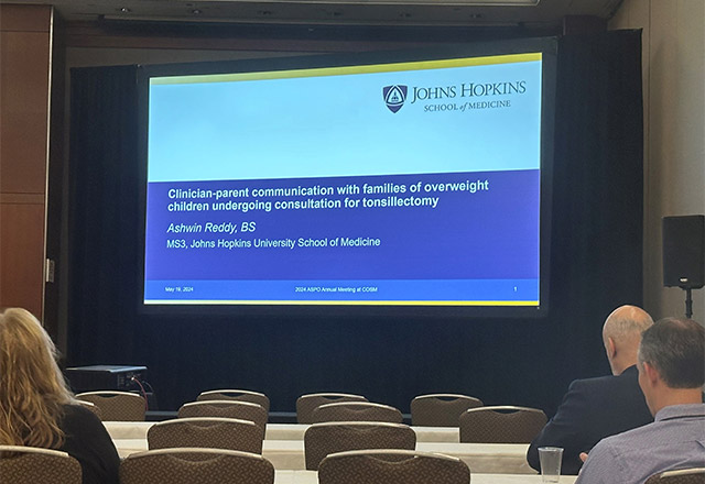 Johns Hopkins Medical Student, Ashwin Reddy, presenting his research at the 2024 ASPO Annual Meeting at COSM. 