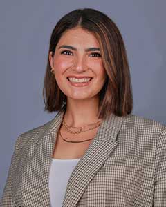 Headshot of Angelina Leary-Dewes