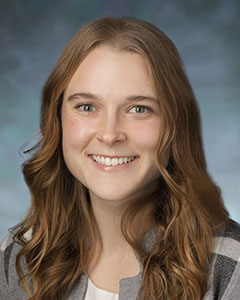 Headshot of Michelle Metzger
