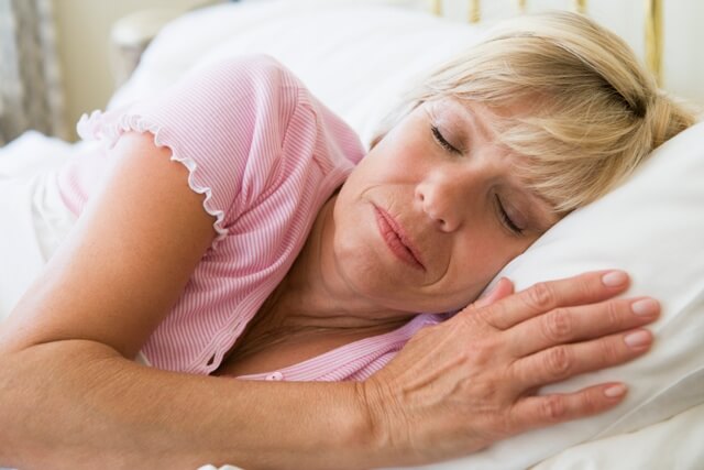 Why Sleeping with a Pillow Between Your Legs Helps Your Health – San  Bernardino American News