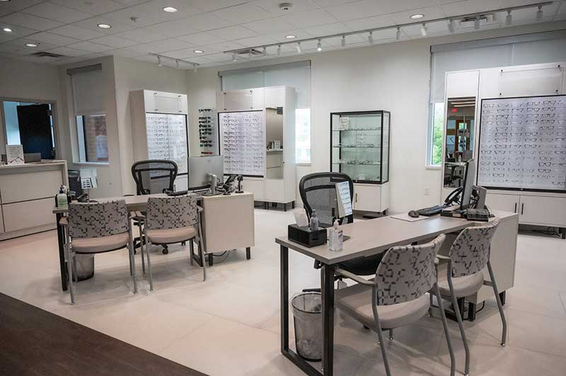 Eyeglasses shop