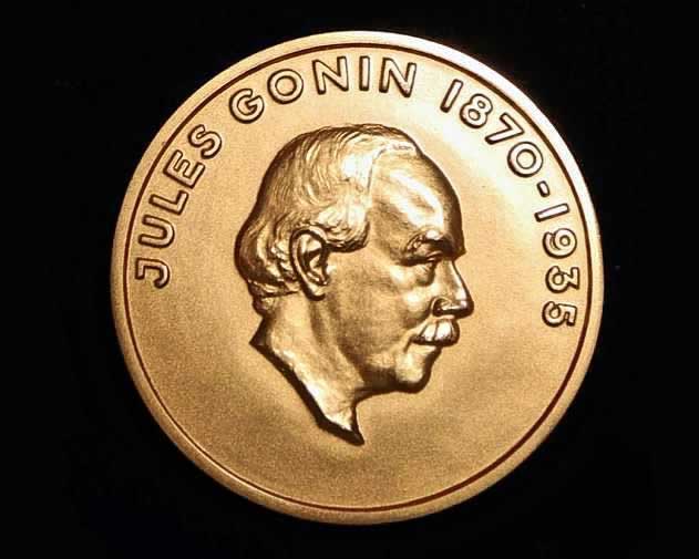 Bronze medal with Gonin's facial profile. The plaque reads Jules Gonin 1870 - 1933