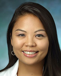 headshot of Elizabeth Phung